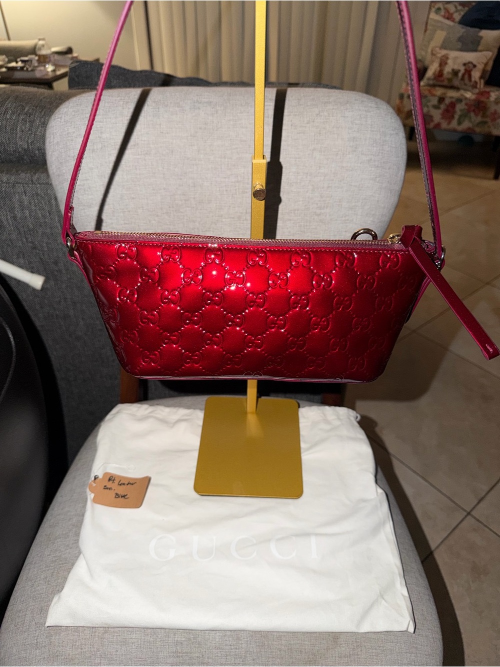 Gucci GG EMBLEM MINI BNIB Patent leather Shoulder bag - Picture 2 of 7